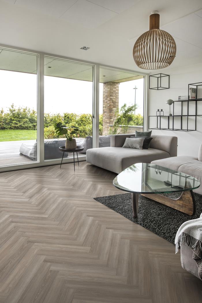 Click LVT parquet style flooring in classic herringbone