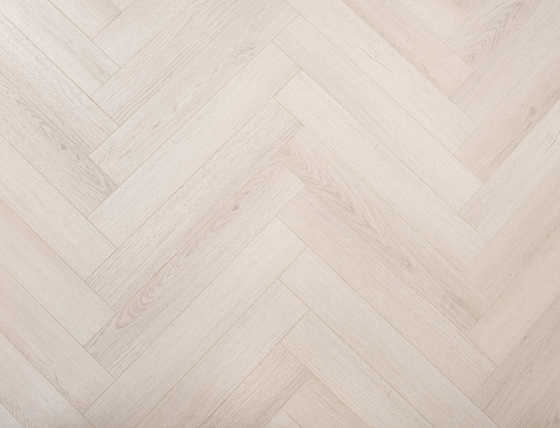 Ploughcroft Oak 8mm Laminate
